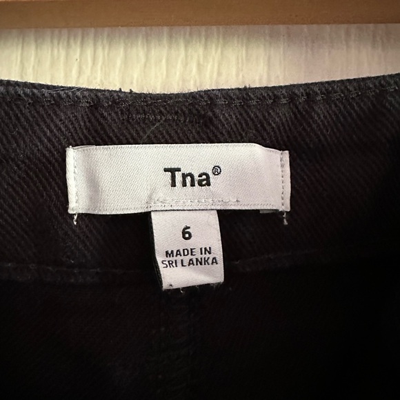 Aritzia Cargo Pants - Picture 3 of 3